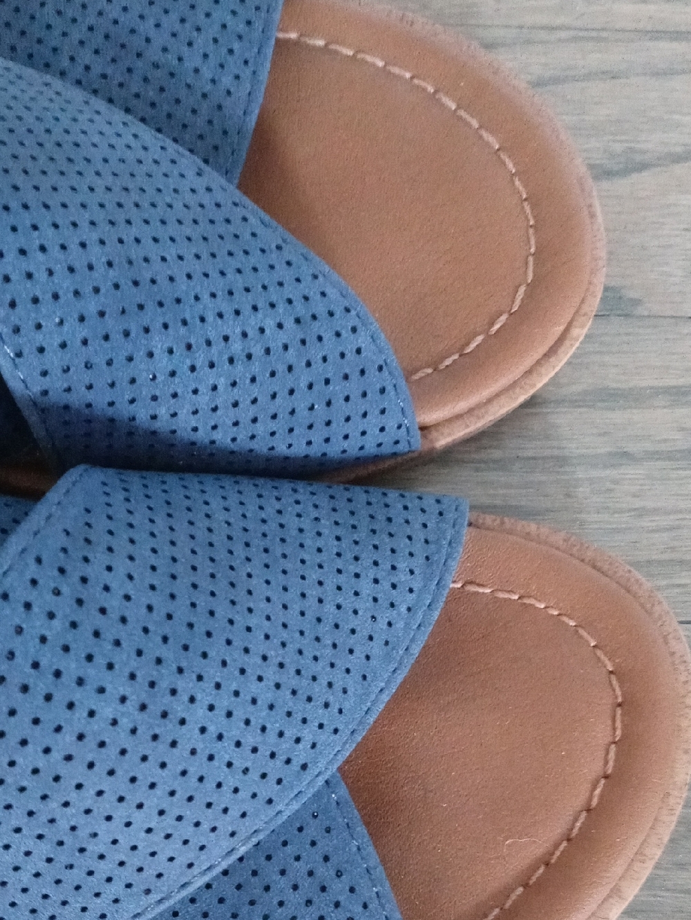 7.5 Euro Soft Sandals - Picture 3 of 12